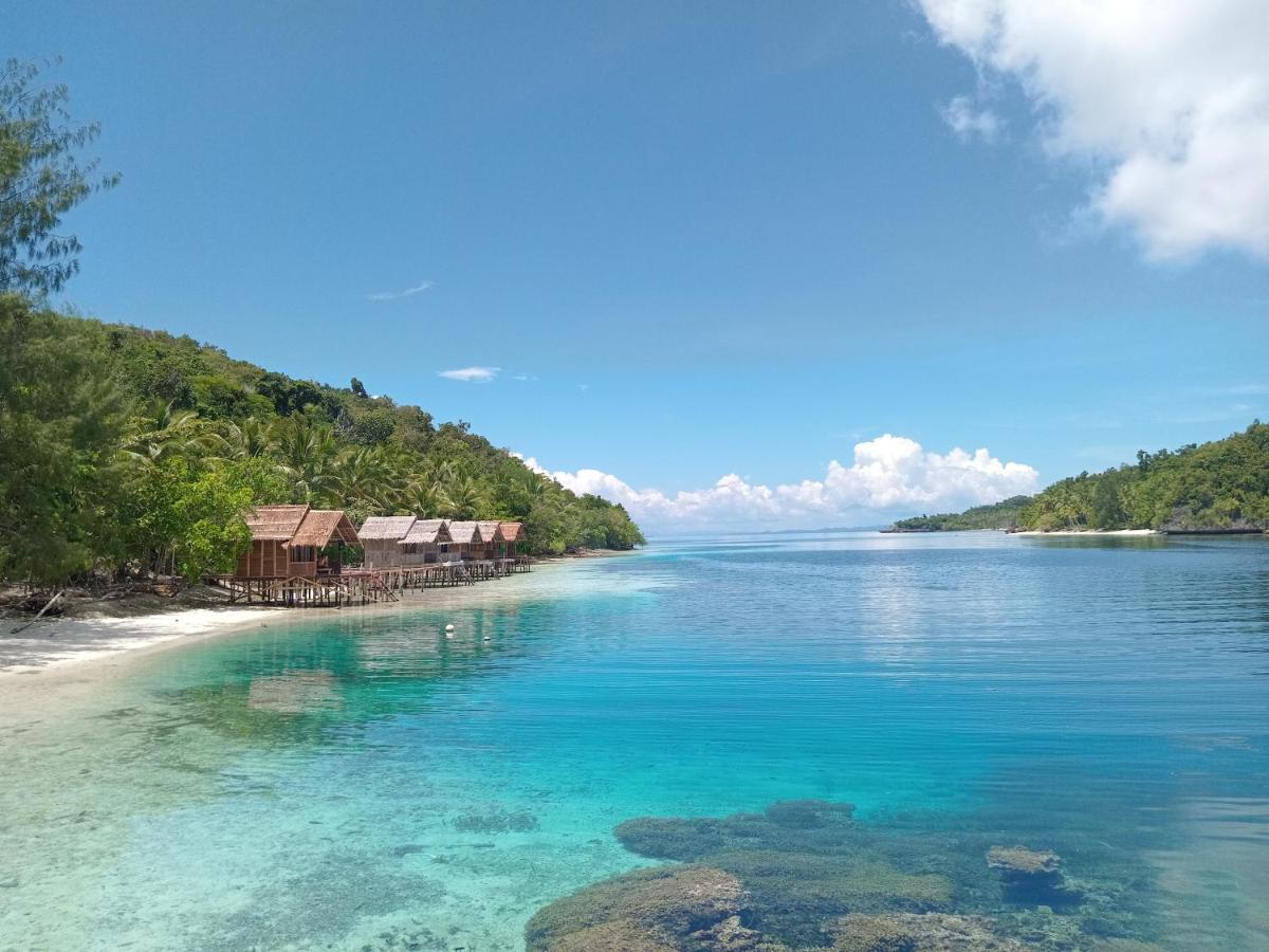 Meos Ambower Homestay Raja Ampat Fam Εξωτερικό φωτογραφία