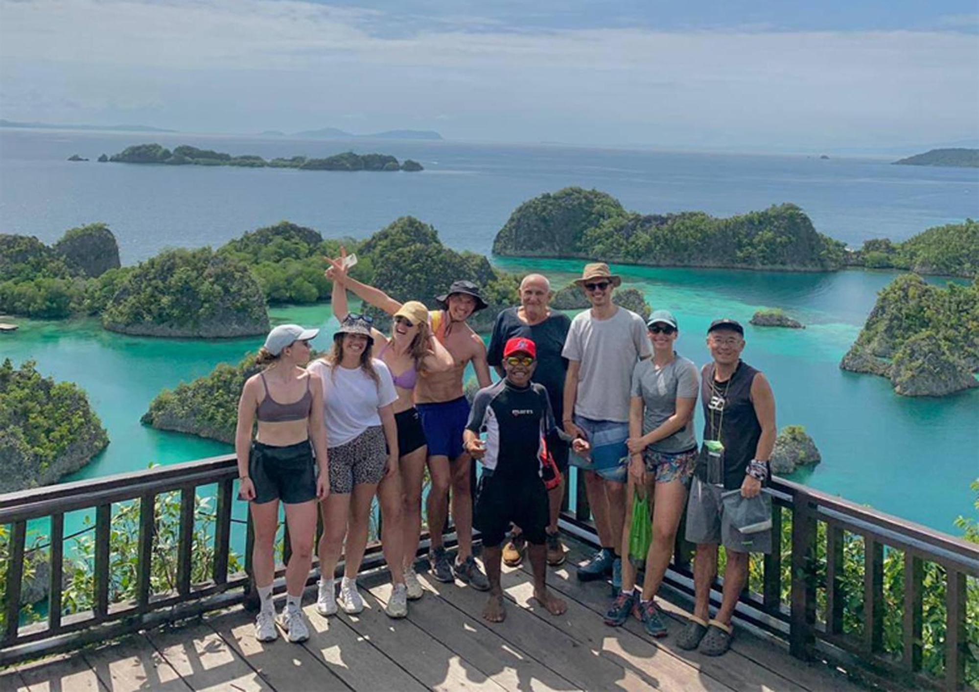 Meos Ambower Homestay Raja Ampat Fam Εξωτερικό φωτογραφία